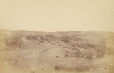 (Überblick über die Ruinen von Fostat, nahe Kairo) von Théodule Devéria